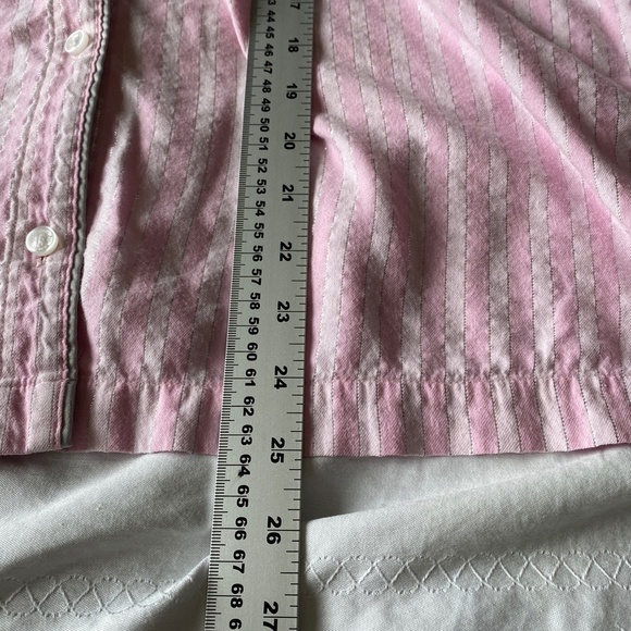 Victoria's Secret Women's Long Sleeve Pink Button Up Sleep‎ Shirt Size Medium - Picture 10 of 11